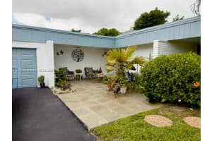 4713 Holly Dr, Tamarac