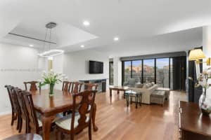 19500 Turnberry Way 3c, Aventura