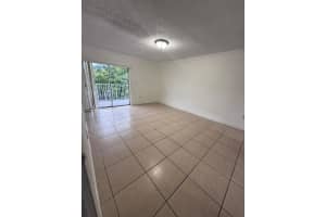 2660 W 76th St 209, Hialeah
