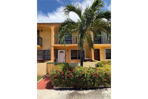 5967 W 18th Ct 4-3, Hialeah