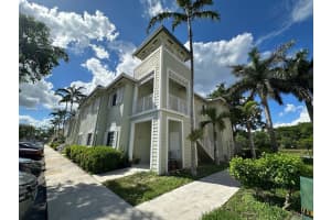 2641 Ne 4th St 204, Homestead