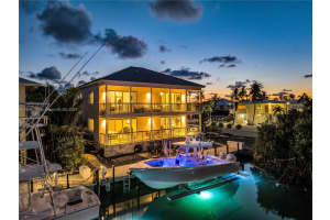 96 W Plaza Del Sol, Islamorada