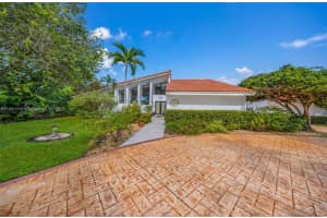 10204 Sw 96th Ct, Miami