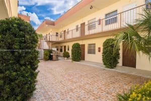 415 Ne 2nd St 223, Hallandale Beach