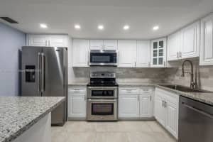20350 W Country Club Dr Ph24-4, Aventura