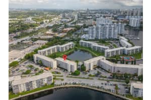 2903 Point East Dr K111, Aventura