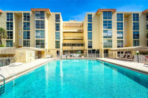 200 172nd St 204, Sunny Isles Beach