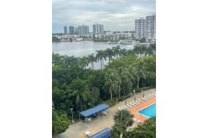 2851 Ne 183rd St 906e, Aventura