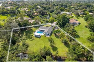 9550 Nw 42nd Ct, Coral Springs