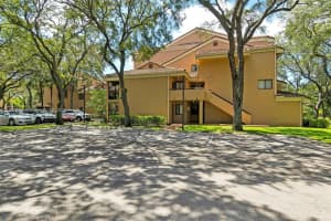 15575 Miami Lakeway N 108, Miami Lakes