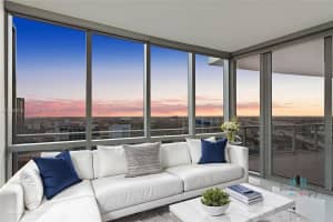 851 Ne 1st Ave 3010, Miami