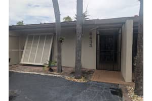 8435 Rednock Ln 8435, Miami Lakes