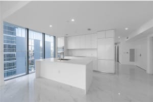 700 Ne 24 2807, Miami 700 Ne 24 2807, Miami