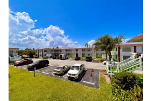 1440 Nw 43rd Ter 203, Lauderhill