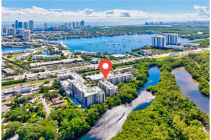 17890 W Dixie Hwy 314, North Miami Beach