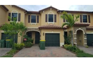 3741 Se 1st St 3741, Homestead