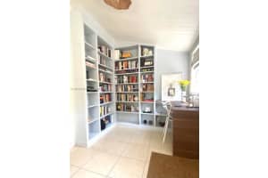 2952 Virginia St, Miami