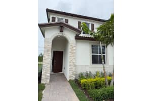 2582 Se 29th St 2582, Homestead