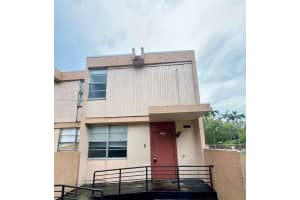 6023 Sw 69th St 78, South Miami