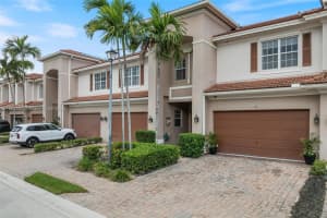 12 Nottingham Pl, Boynton Beach