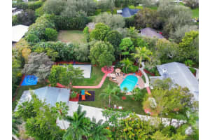 14330 Sw 20th St, Davie