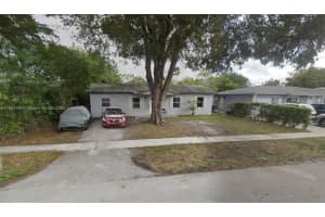 325 Sw 80th Ter, North Lauderdale
