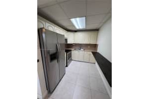 13450 Sw 3rd St 203d, Pembroke Pines 13450 Sw 3rd St 203d, Pembroke Pines