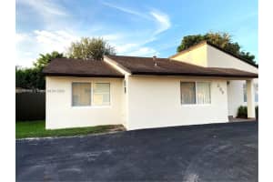 535 W 79th Pl, Hialeah