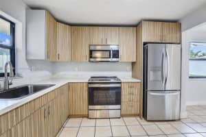 1721 Sw 40th Ter B, Fort Lauderdale