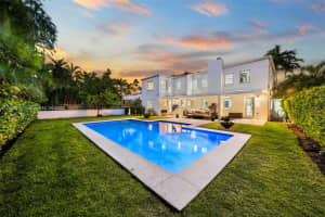 600 Ne 55th Ter, Miami