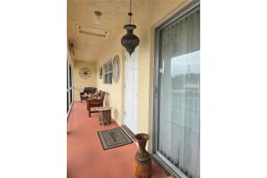 5387 Sw 40th Ave 203, Dania Beach