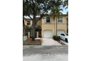 791 Nw 170th Ter 791, Pembroke Pines