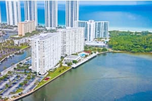 300 Bayview Dr 1109, Sunny Isles Beach