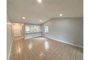 4805 Pier Dr 4805, Green Acres