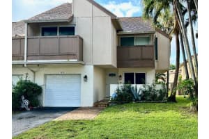 875 Nw 80th Ter 1, Plantation