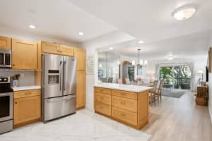 611 S Hollybrook Dr 205, Pembroke Pines