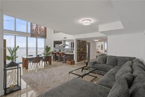 7930 East Dr 1808, North Bay Village