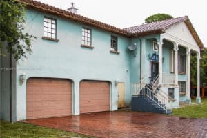 2051 Nw 179th St, Miami Gardens