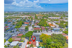 811 Nw 24th Ct, Miami