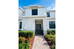 437 Ne 13th St Na, Florida City