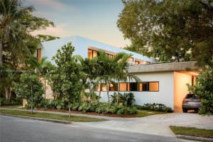 2189 Sw 24th Ter, Miami