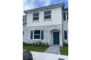 204 Se 10th Ct ., Florida City