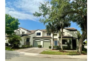 7525 Nw 61st Ter 1902, Parkland