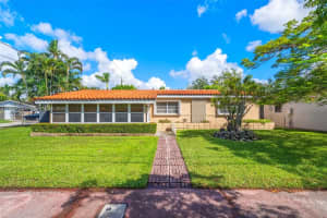 995 S Shore Dr, Miami Beach