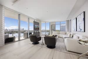 17301 Biscayne Blvd 2009, North Miami Beach