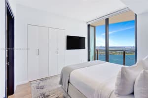 398 Ne 5th St 1910, Miami