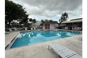 7045 Sw 42nd Pl 1805, Davie