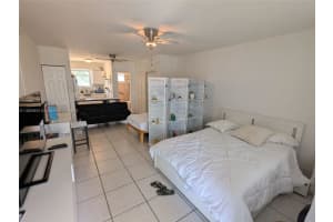 158 Ocean Dr 406, Miami Beach
