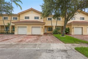 7627 N Stonecreek Cir, Davie 7627 N Stonecreek Cir, Davie