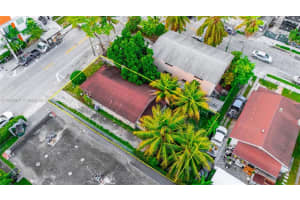 1267 Nw 3rd St, Miami